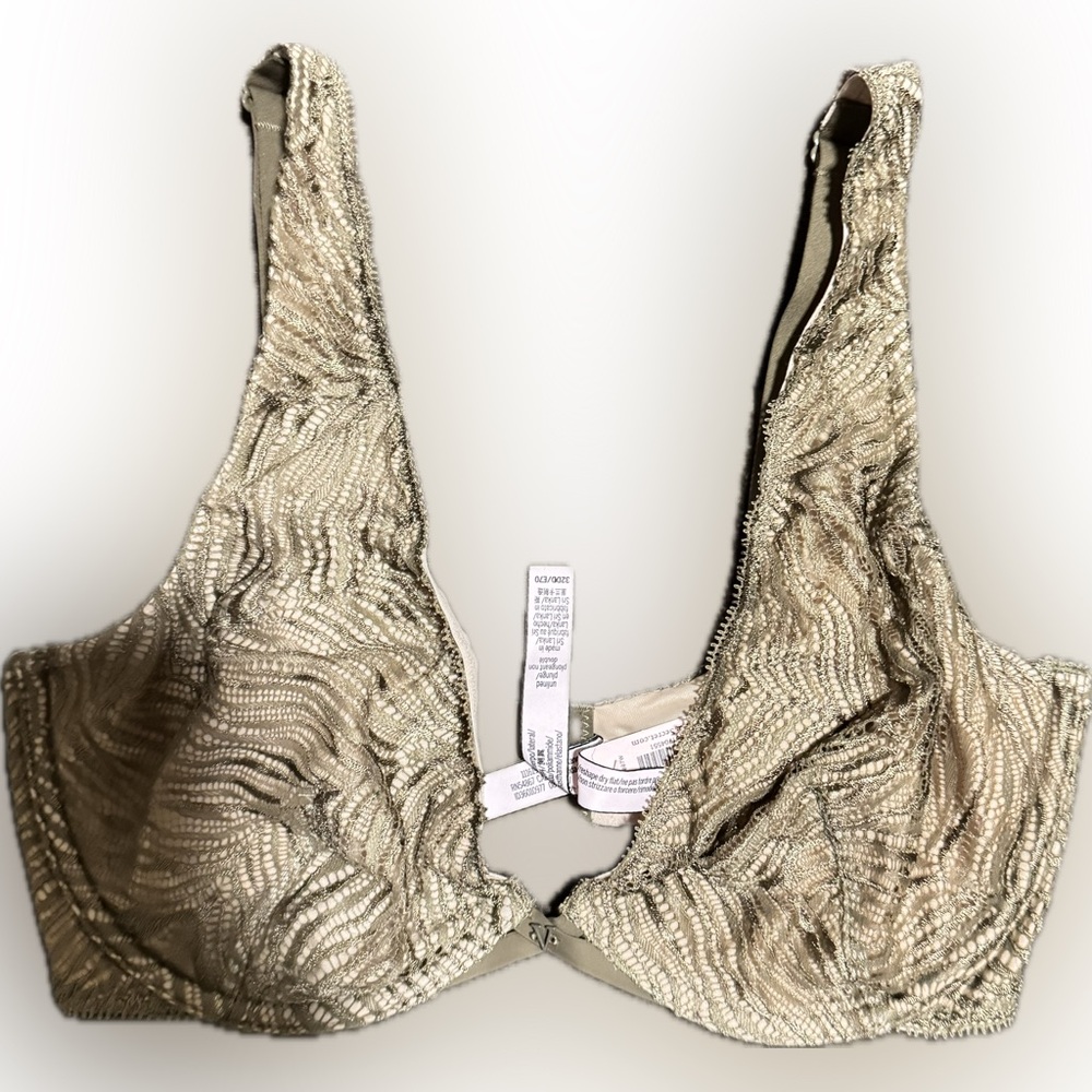 Victoria’s Secret Bra #2